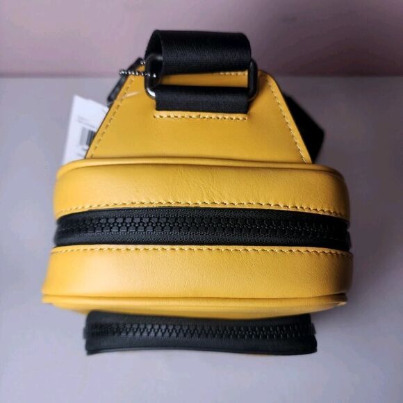 NWT Coach Men's Racer Sling Pack CX071 Honey - Picture 5 of 7